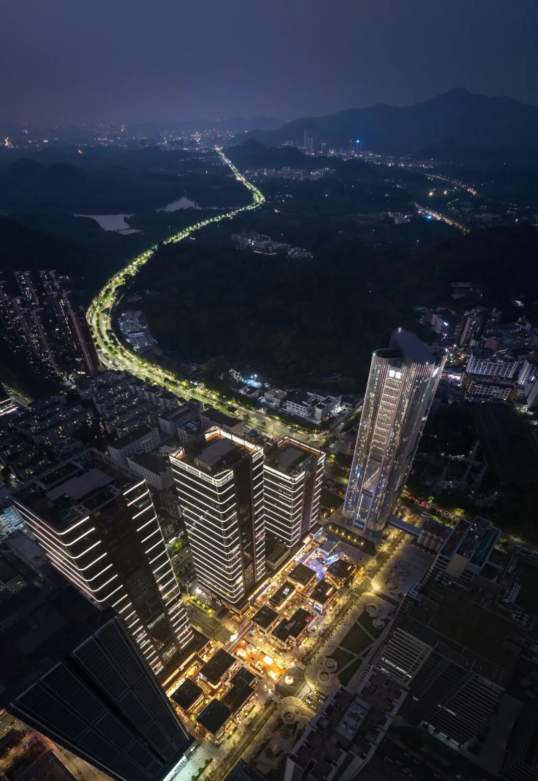 Aedas新作 | 深圳雪花科创城，从工业厂区到共生综合体的全维度城市更新实践