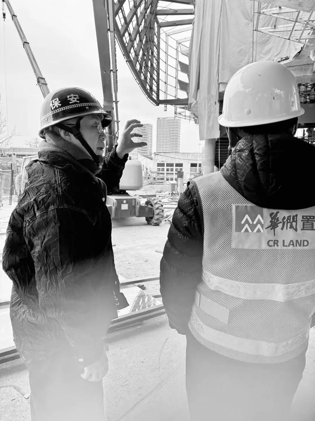 弧形天顶下的邻里中心 | 广州华润置地·天河润府【致逸现场】 
