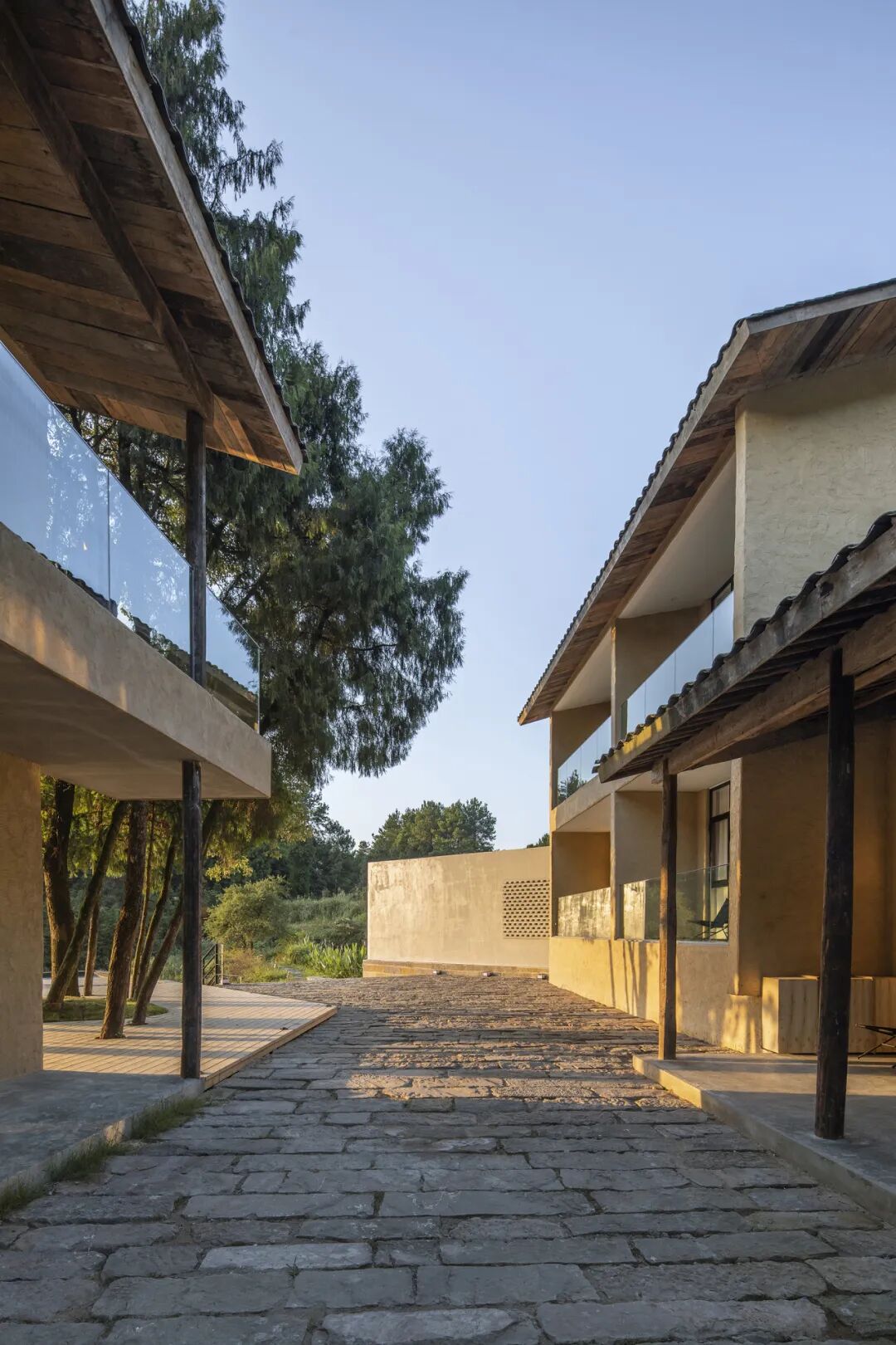 【建言丨对话何崴】根植于乡土与使用者的设计共创