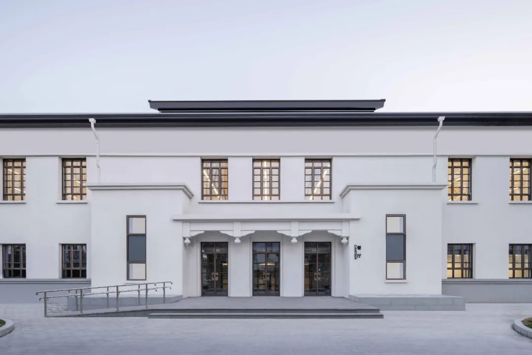 gmp新作 | 上海商学院漕宝路校区(上海洛桑酒店管理学院)一期——城市更新语境下的产教融合型校园