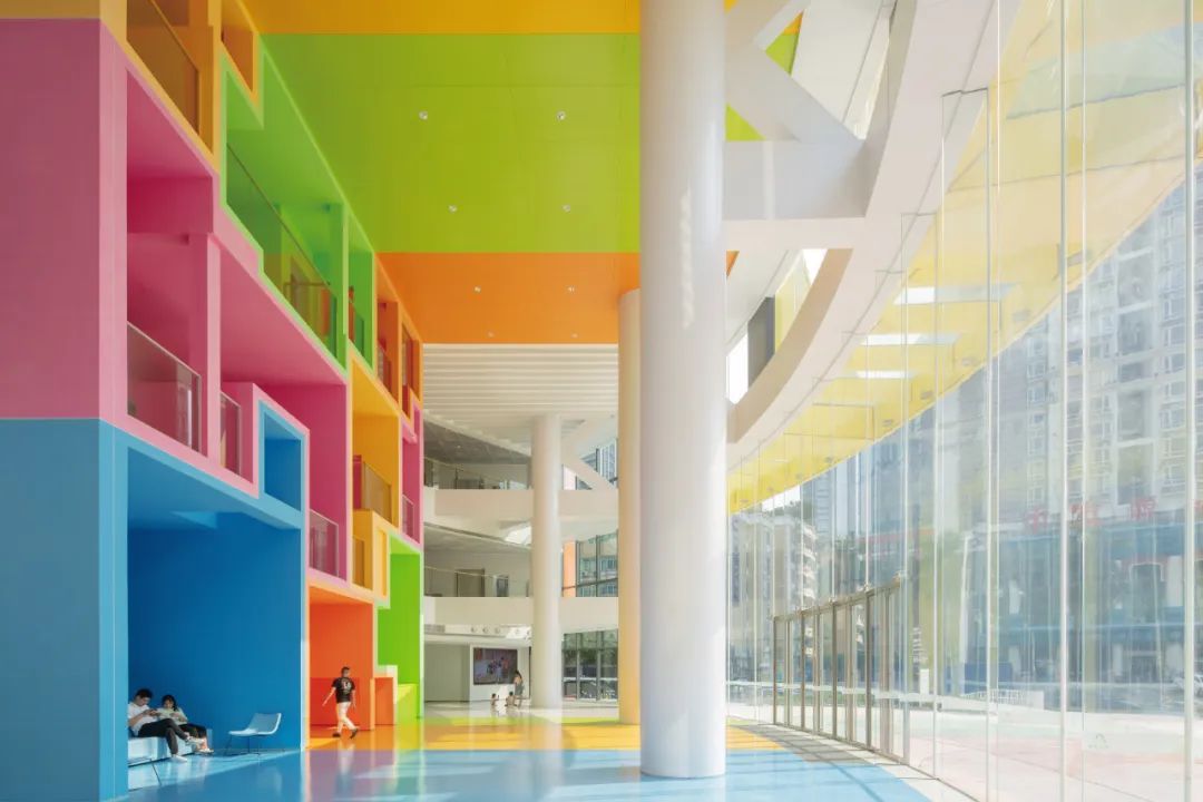 可持续设计的典范：MVRDV 完成深圳妇儿大厦改造焕新