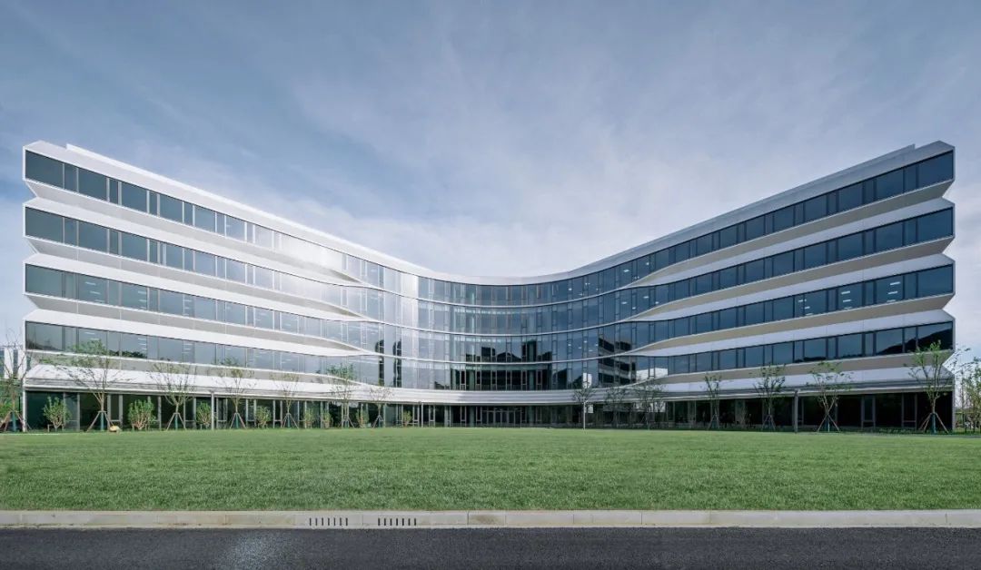 line+WORK | Education Hub：HIS杭州国际学校