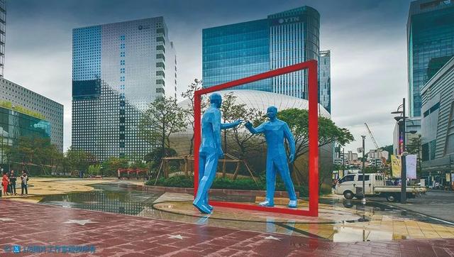 李忠观点丨公·私之间——城市步行空间精细化管理提升建议(下篇)