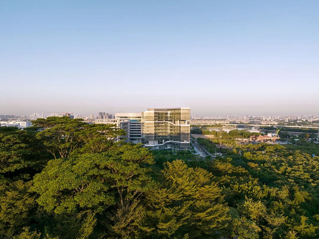 【建言丨对话Martin Henn】开放边界，重构可能：HENN的设计进化论