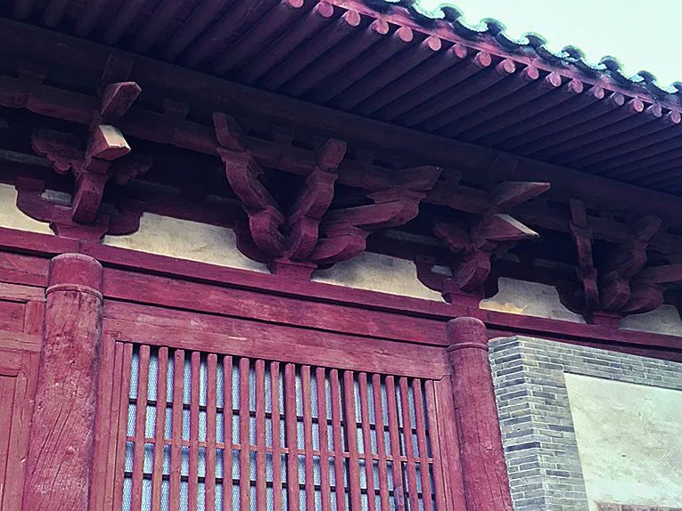 崇拜价值到展览价值，从文物到博物，从博物到活化文物