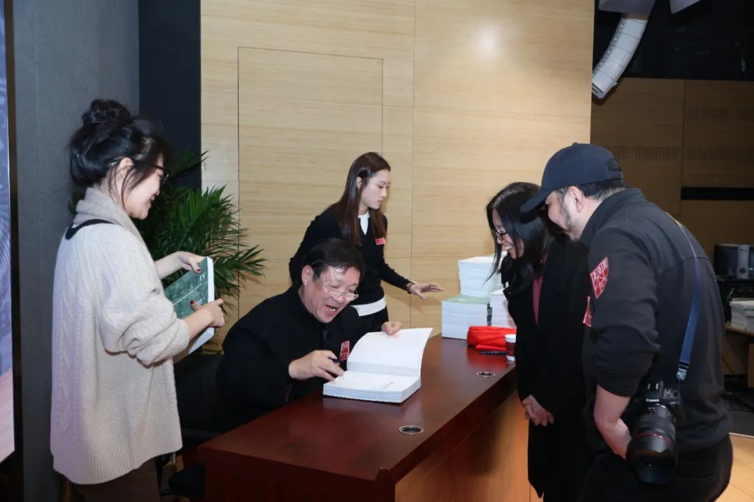 成长 | “本土设计研究中心20年”展览开幕式曁《本土设计》新书发布会在中国院举办