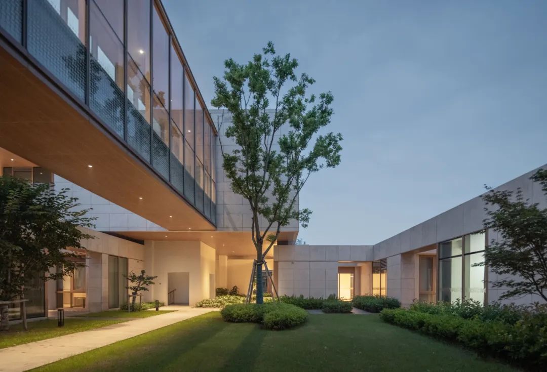 理想社区 | 从&ldquo;老人乌托邦&rdquo;到&ldquo;所有人的社区&rdquo;：上海新发展怡福荟康养小镇 | GN栖城设计