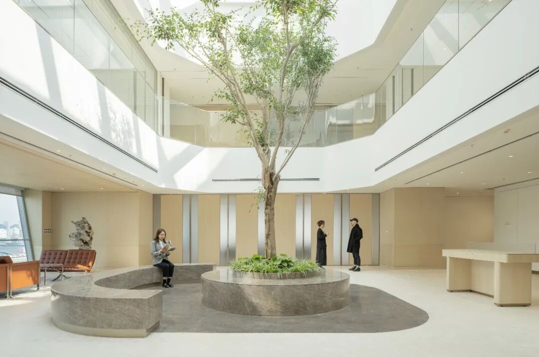 天际线的留白:远东集团的空间诗学