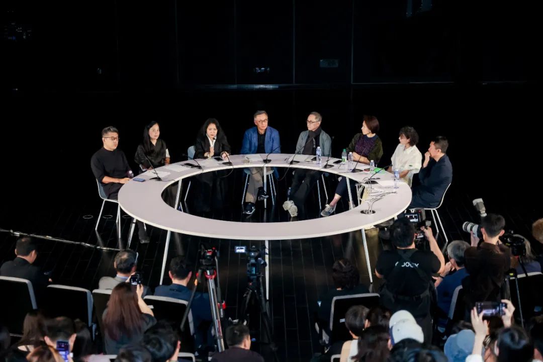 《马岩松：流动的大地》大展深圳开幕