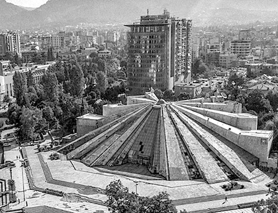 坐标阿尔巴尼亚首都，MVRDV「地拉那金字塔」改造项目正式动工-建筑档案