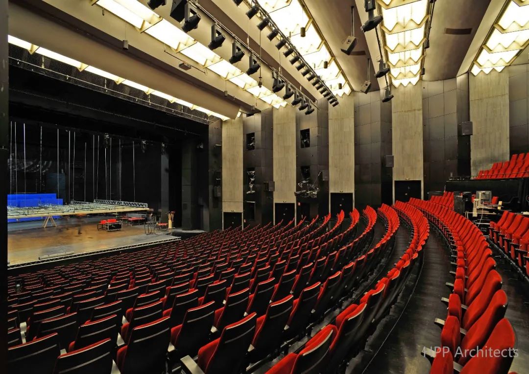 科隆大剧院改造 | HPP 