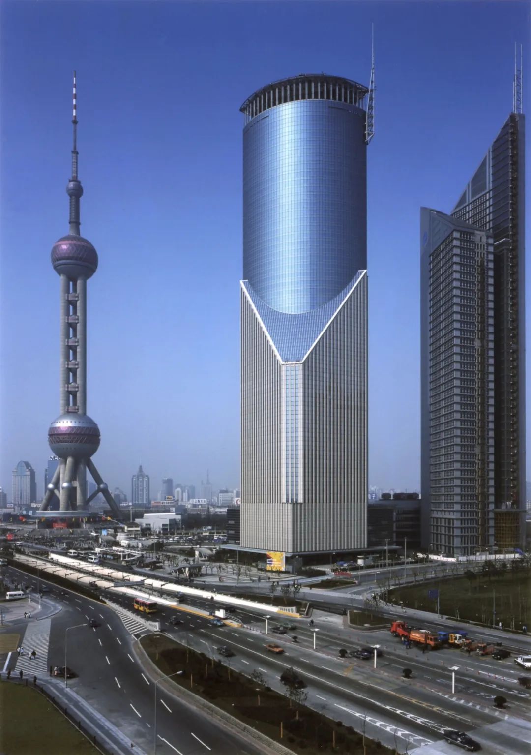 【建言丨对话陆钟骁】自下而上，因时而动，以产业焕活更新中的城市公共空间