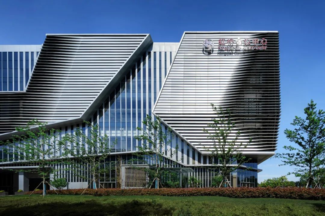 Aedas新作&nbsp;|&nbsp;展销共存、多场景融合的上海虹桥进口商品展示交易中心