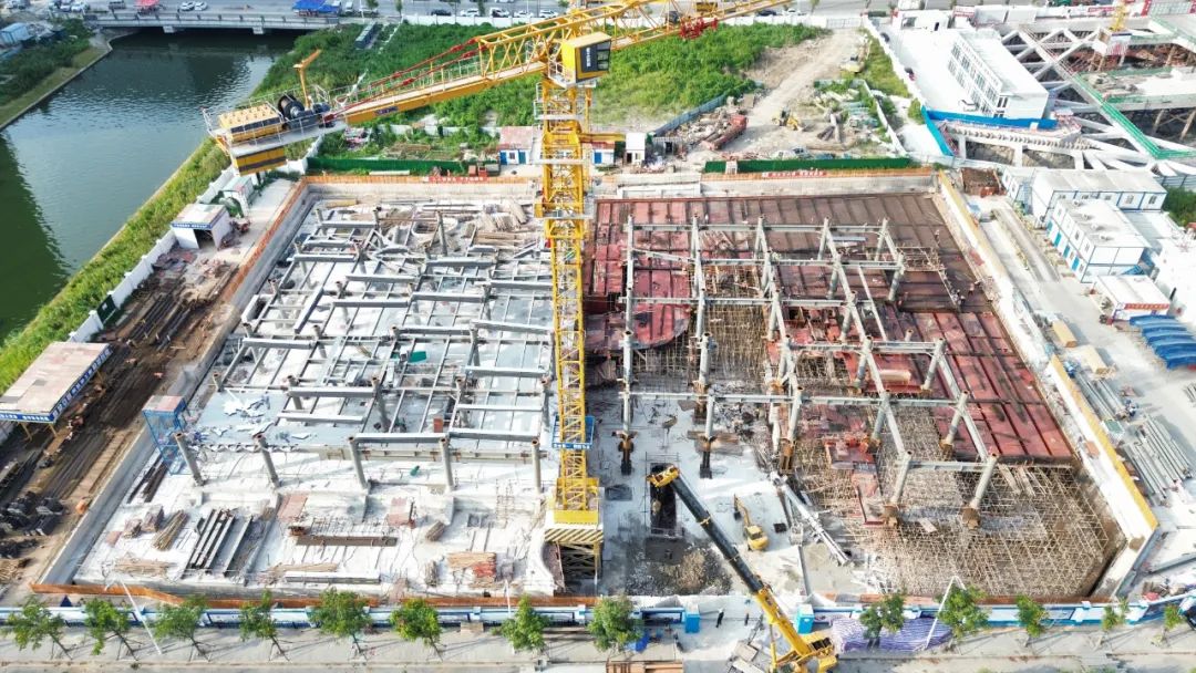 MVRDV设计的「兰桂骐中国技术研发中心暨兰桂骐企业总部基地」施工已达到地面高度