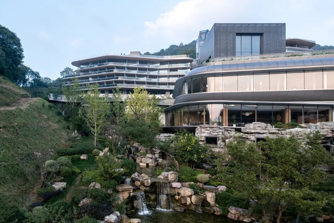 goa作品 | 湘湖自由庄园：在30米高差间顺势生长