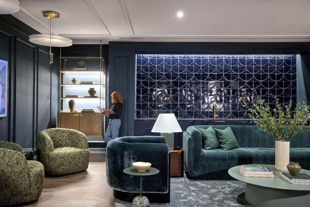 Pearl House: 从老旧办公楼到住宅典范的蜕变