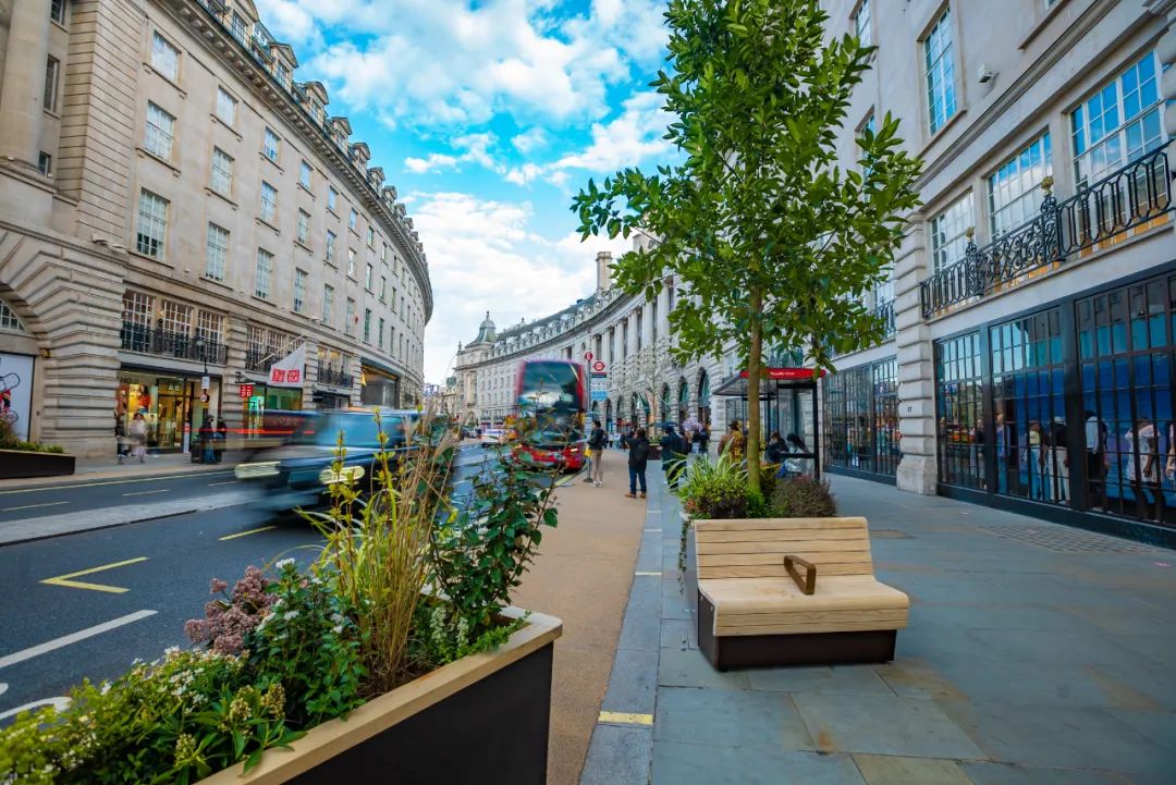 伍兹贝格合伙人赖嘉骐在《FRAME构架》采访中分享街区创生想法：目的地是街道，而非商店！