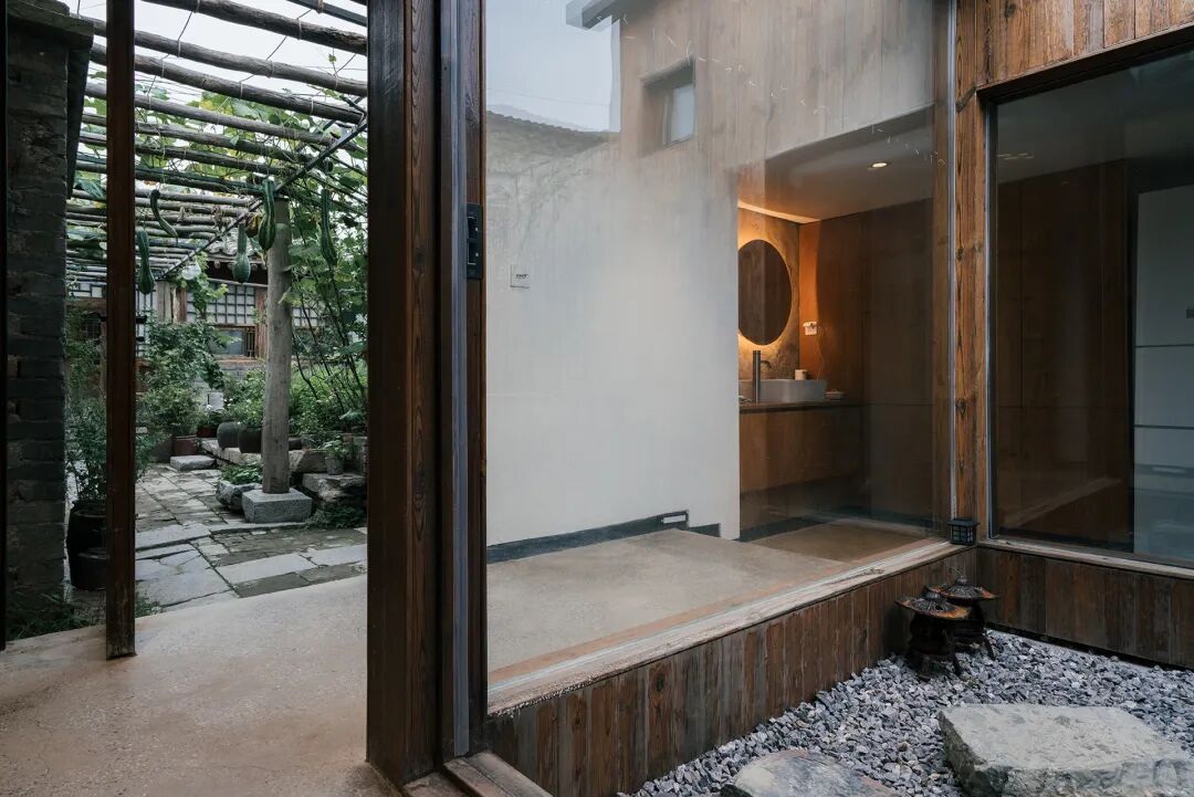 成直:我的社会价值“不参与”