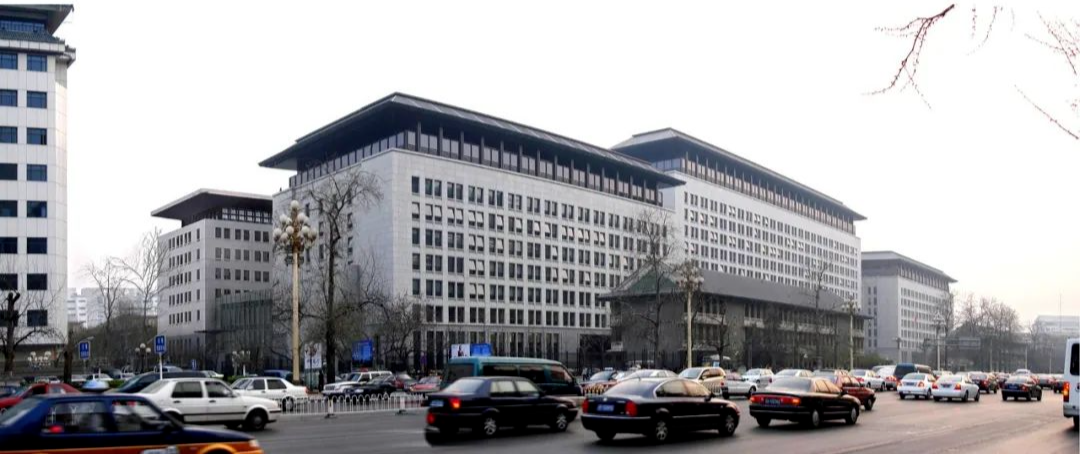 【建言丨对话凌克戈】一体化设计之路，适合与配合的统一