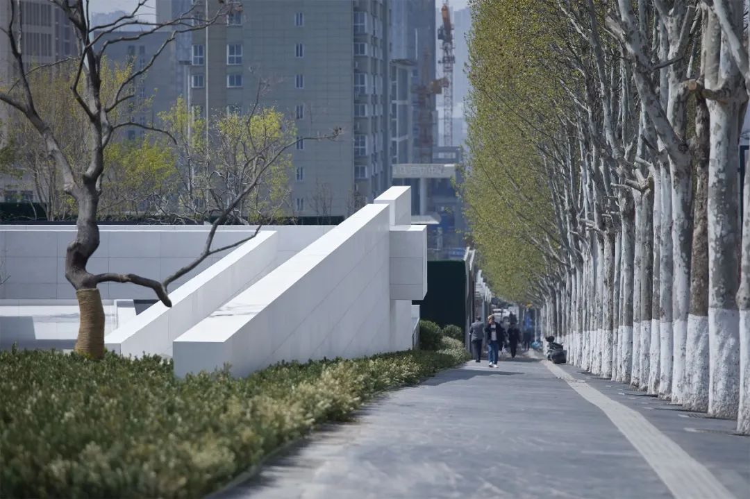建筑的回响: 感知空间的多义 | 西安大悦·未来城【致逸精筑】