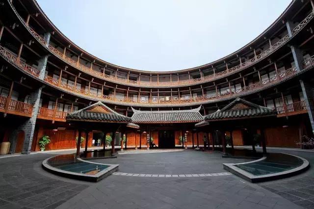 《大鱼海棠》，承启楼，祖堂