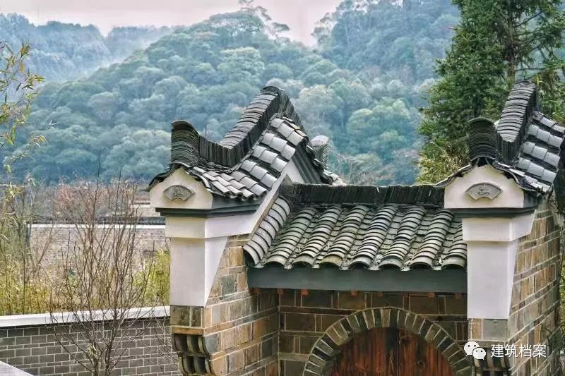 德懋堂，建筑师，清华大学，卢强