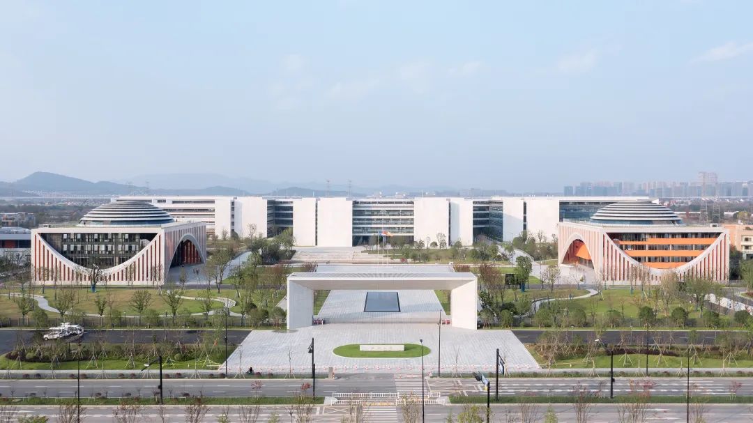 IDD | 对话巨匠:走进三代家族传承建筑事务所 HENN Architects / VOL.7