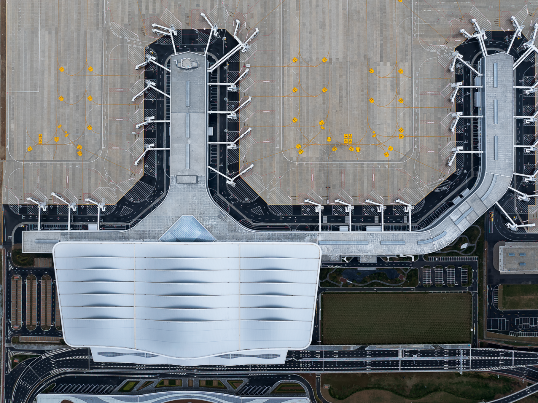 新作 | 烟台蓬莱国际机场二期--中建西南院+Aedas+上海新时代