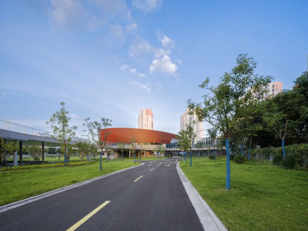 上海三林懿德社区文体中心丨“镶嵌”在社区当中的一站式“体育+”公园