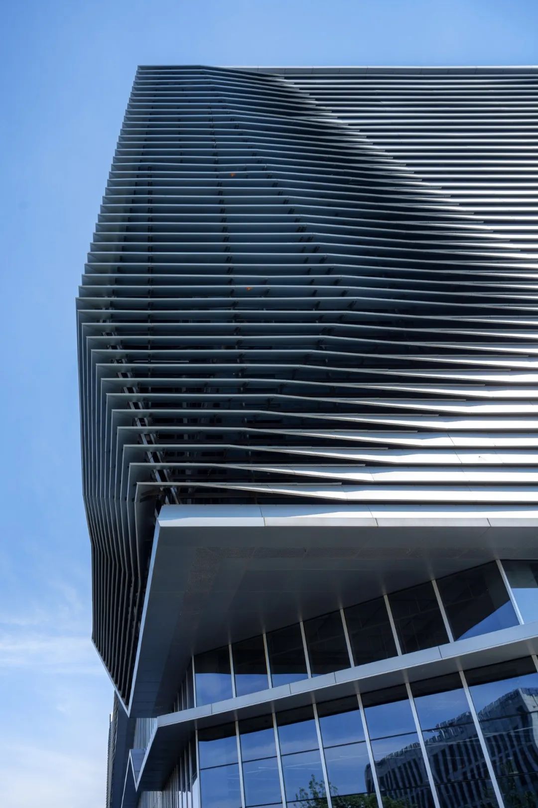 Aedas新作&nbsp;|&nbsp;展销共存、多场景融合的上海虹桥进口商品展示交易中心