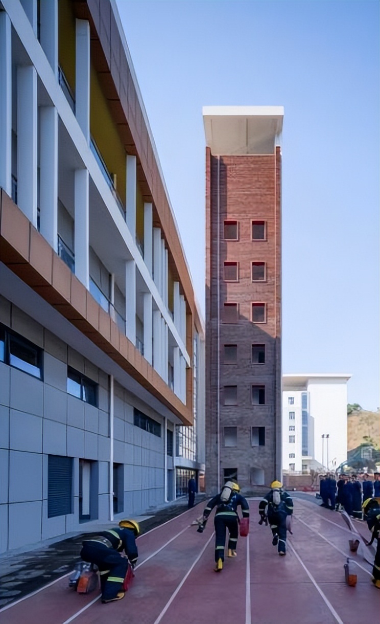 今有龙城非将在——深圳市龙岗区龙城特勤消防站