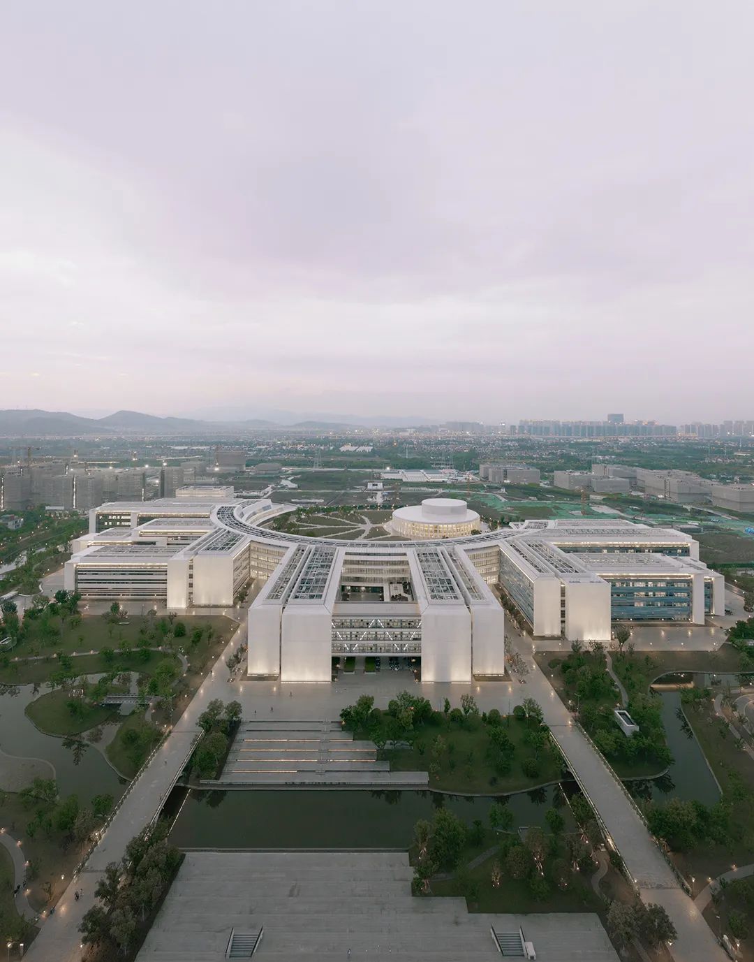 【建言丨对话Martin Henn】开放边界，重构可能：HENN的设计进化论