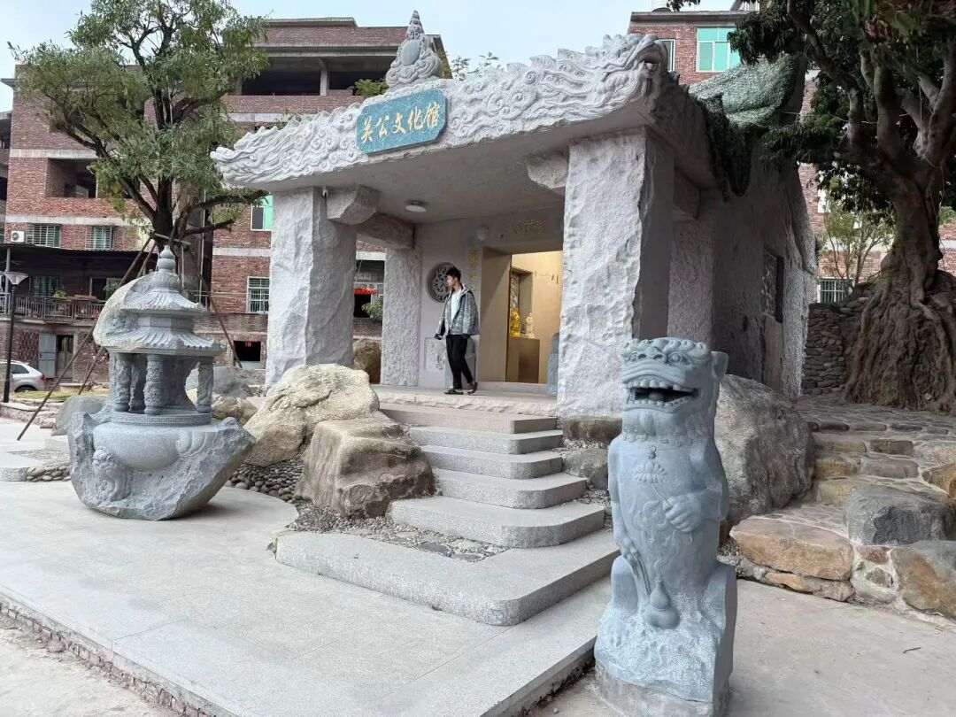陈文令：万顷波中见自由