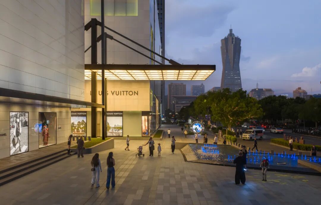 新作 | 杭州大厦，全新品牌形象升级&ldquo;点亮&rdquo;武林商圈