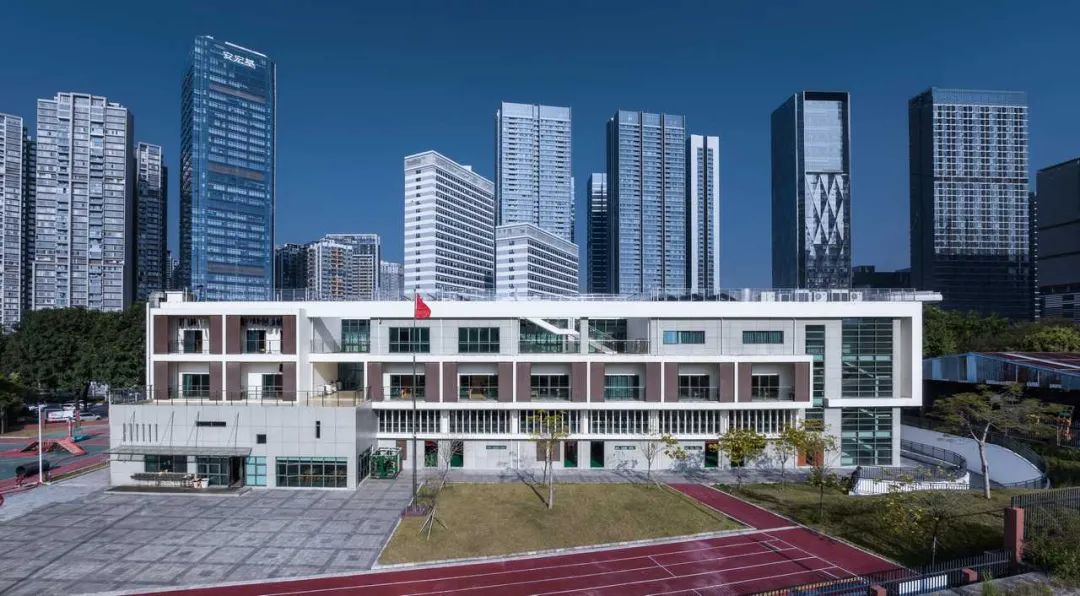 深圳市公安消防支队北站消防站设计/ Z&Z STUDIO