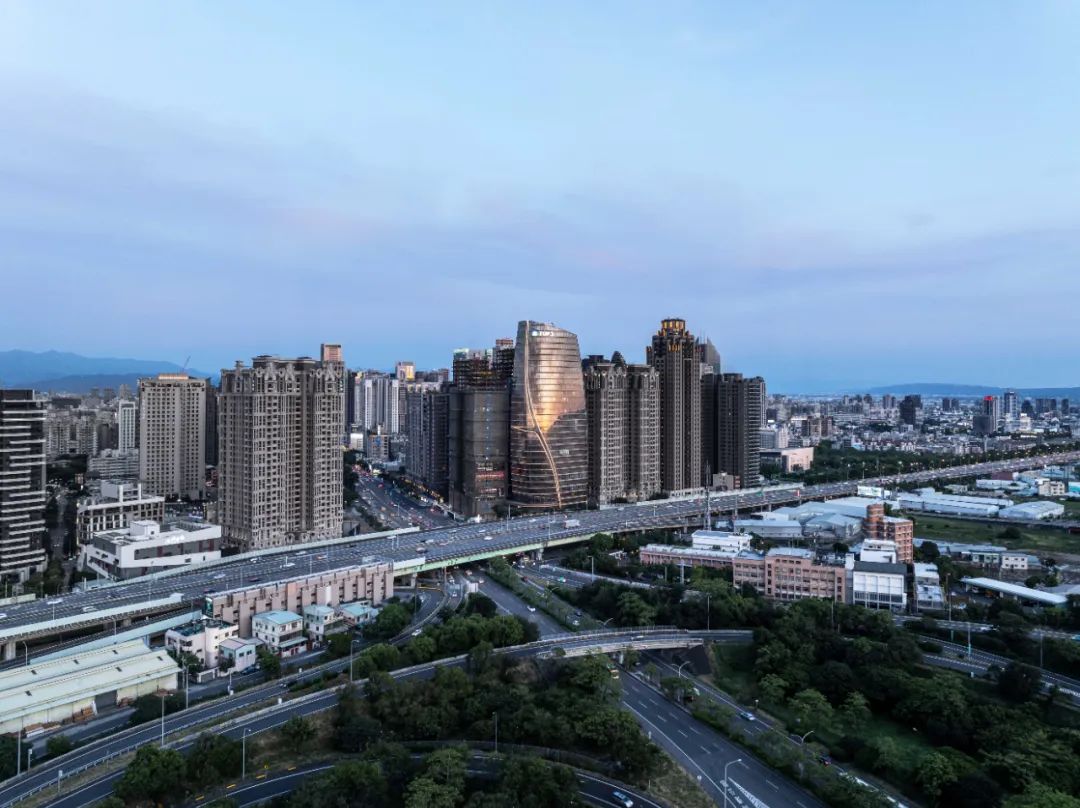  台中TOP1环球经贸中心