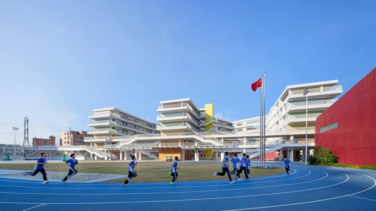 深圳市龙华区外国语学校福城校区