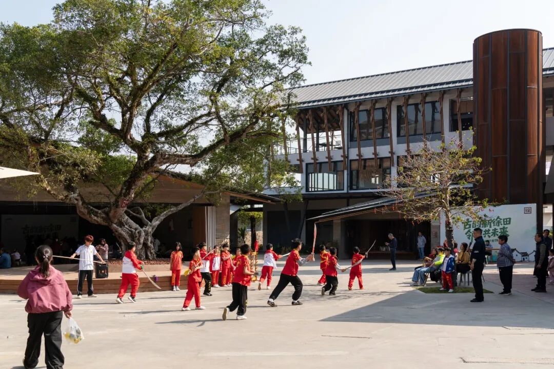 line+新作：从废弃小学到社区客厅，惠州徐田有机更新