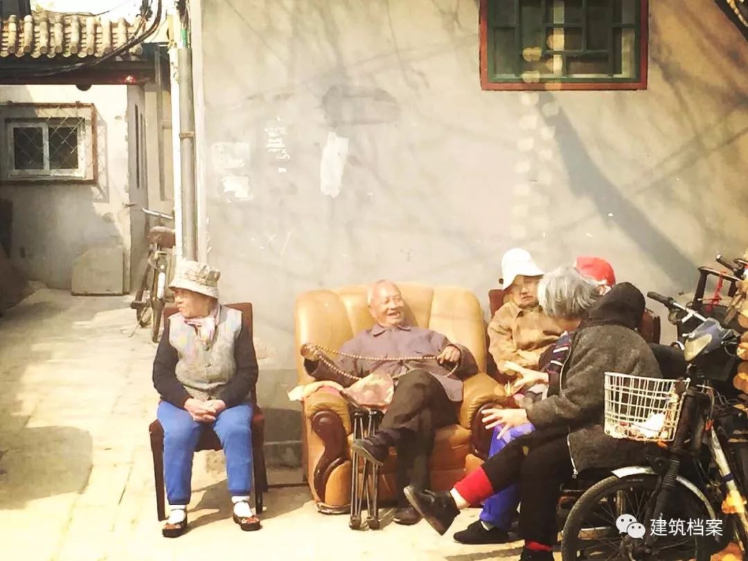 小溪家，《漂亮的房子》，弥漫空间，魏娜
