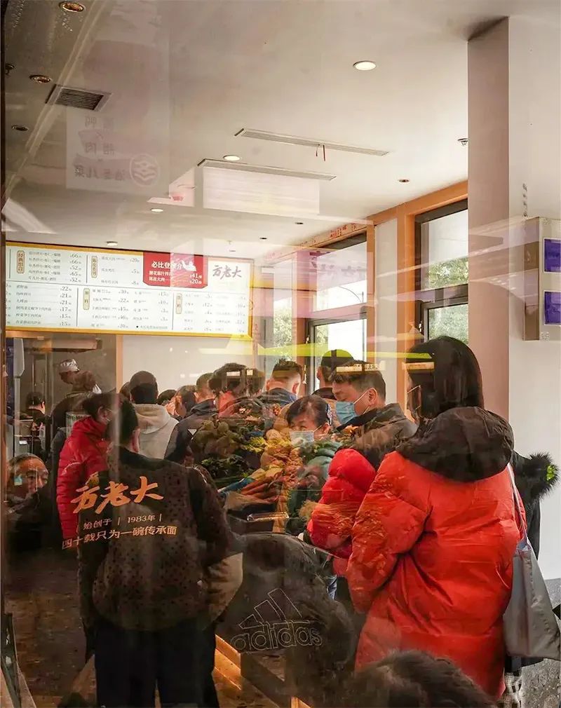 菜市场文旅热：年轻人追逐的市井之美