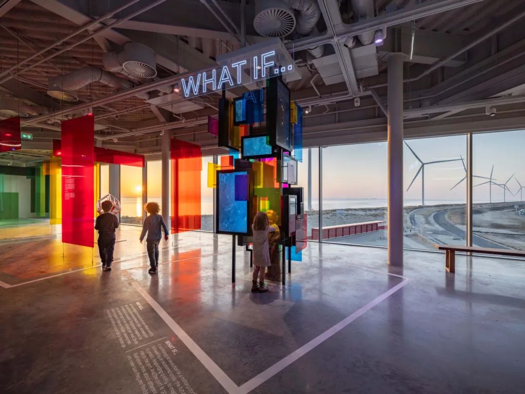 高能效的叙事机器 | MVRDV在鹿特丹港口打造「波特兰蒂斯」，为游客带来观海新视角