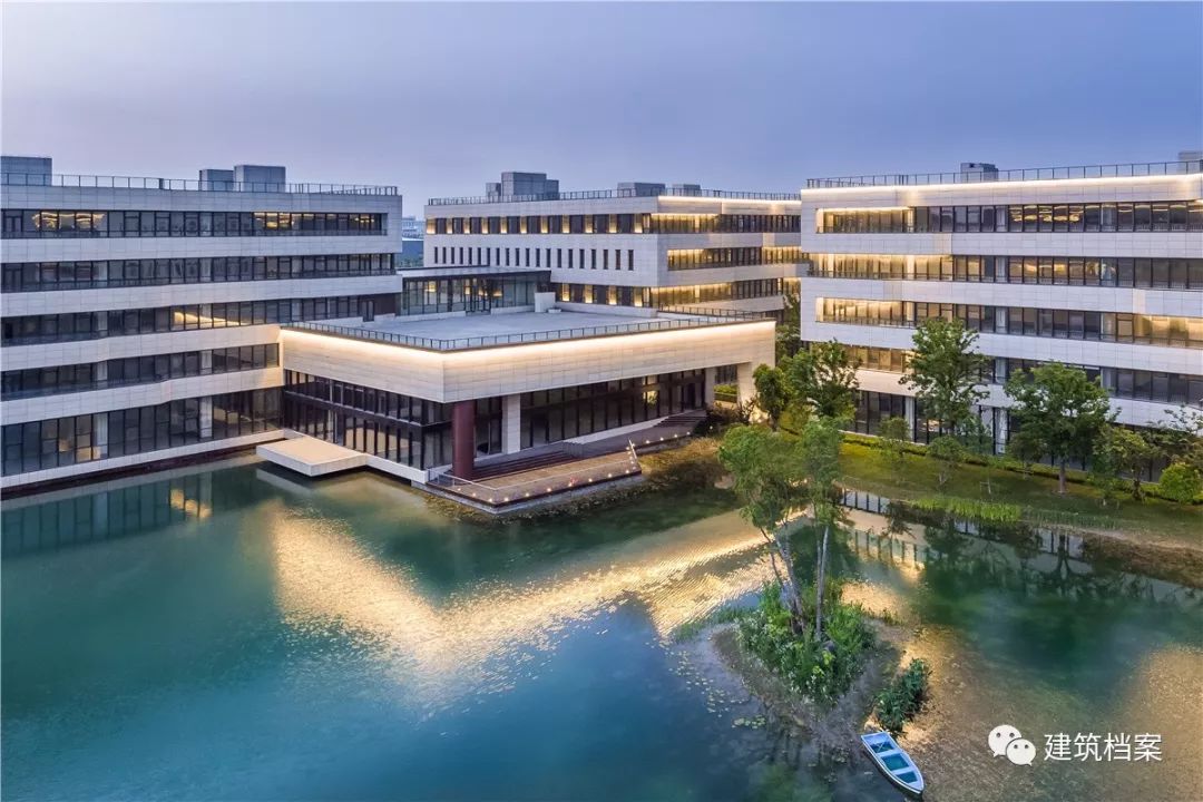 第三空间，精神健康，人的交流连接
