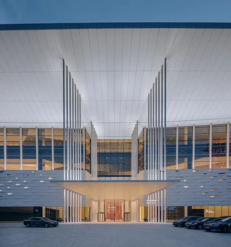 包赞巴克 &middot; Project | 中国国家会议中心二期：轻盈曲线彰显「场所精神」，多孔立面寓意「百鸟腾飞」