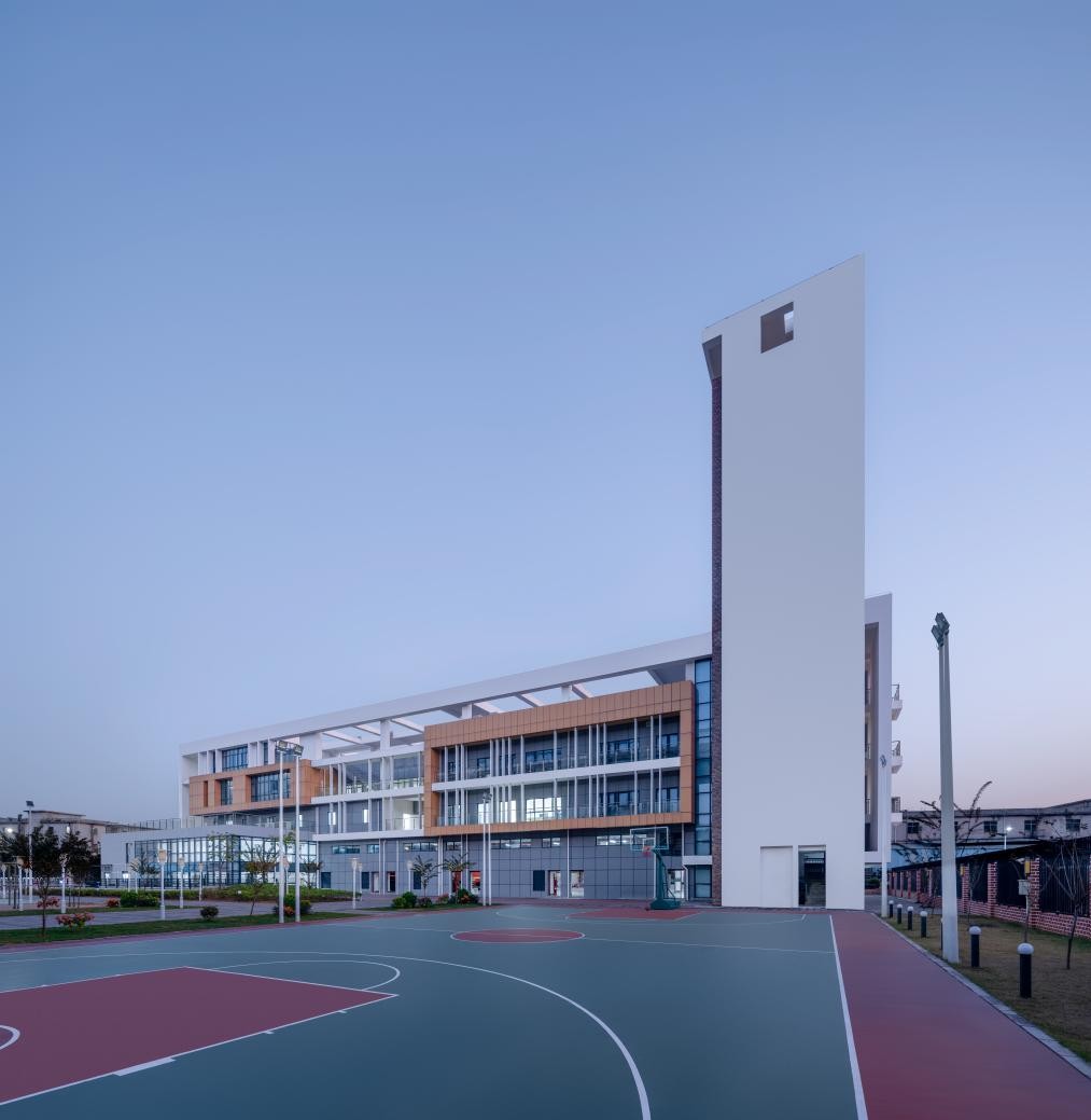 今有龙城非将在——深圳市龙岗区龙城特勤消防站
