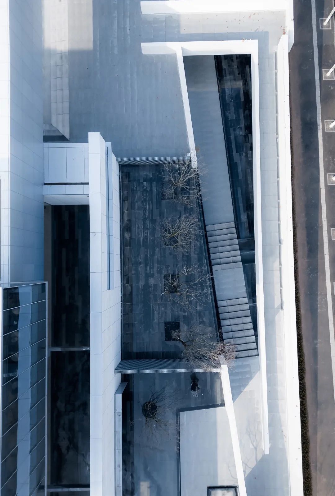 建筑的回响: 感知空间的多义 | 西安大悦·未来城【致逸精筑】