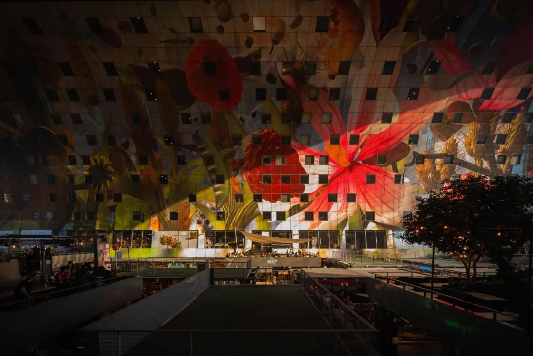 一座地标的十年 | MVRDV 鹿特丹市集住宅