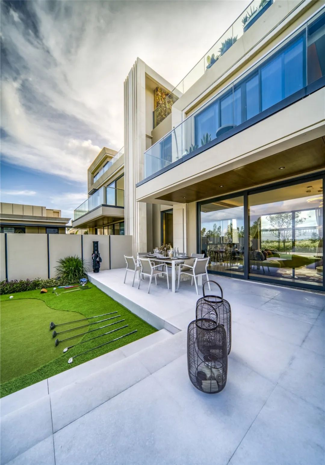 山水间的极致生活 | 世茂碧海银湖