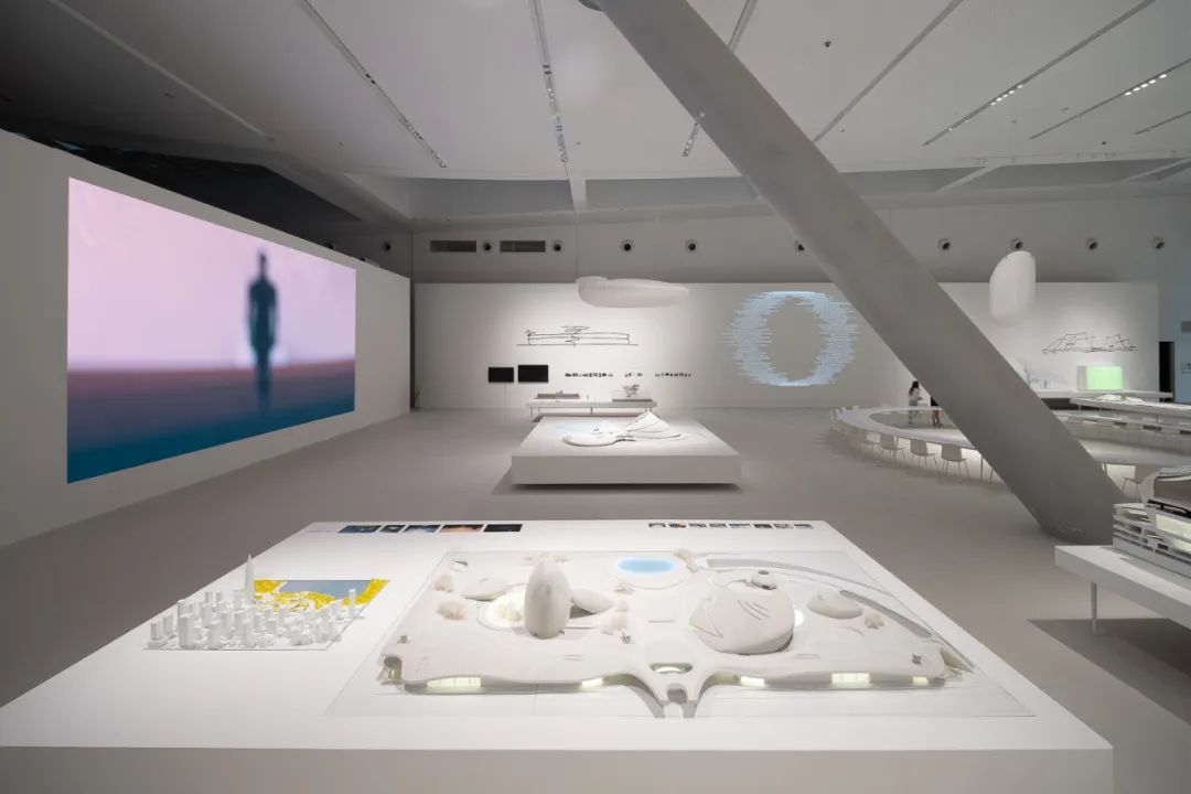 《马岩松：流动的大地》大展深圳开幕