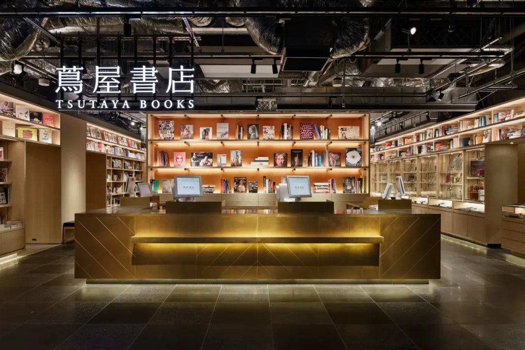 茑屋之死 | "谜"之时代的拯救性建造