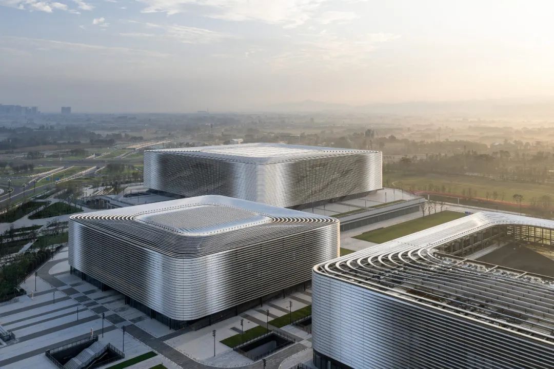 建筑与城市共兴：马清运、马岩松、gmp、AECOM，一笔一画，写意城市